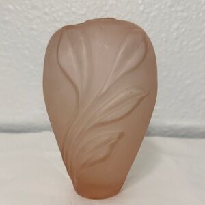 Elegant Frosted Satin Gloss Vase - Pink  height 6 x 4 inches
